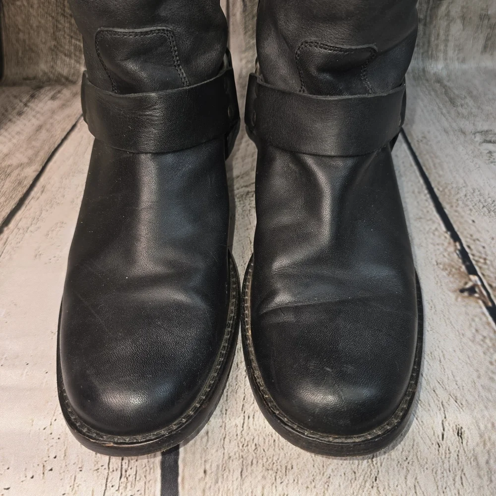 FRYE PHILLIP HARNESS TALL BLACK LEATHER BOOT FULL ZIP BIKER WOMENS 6 EUC